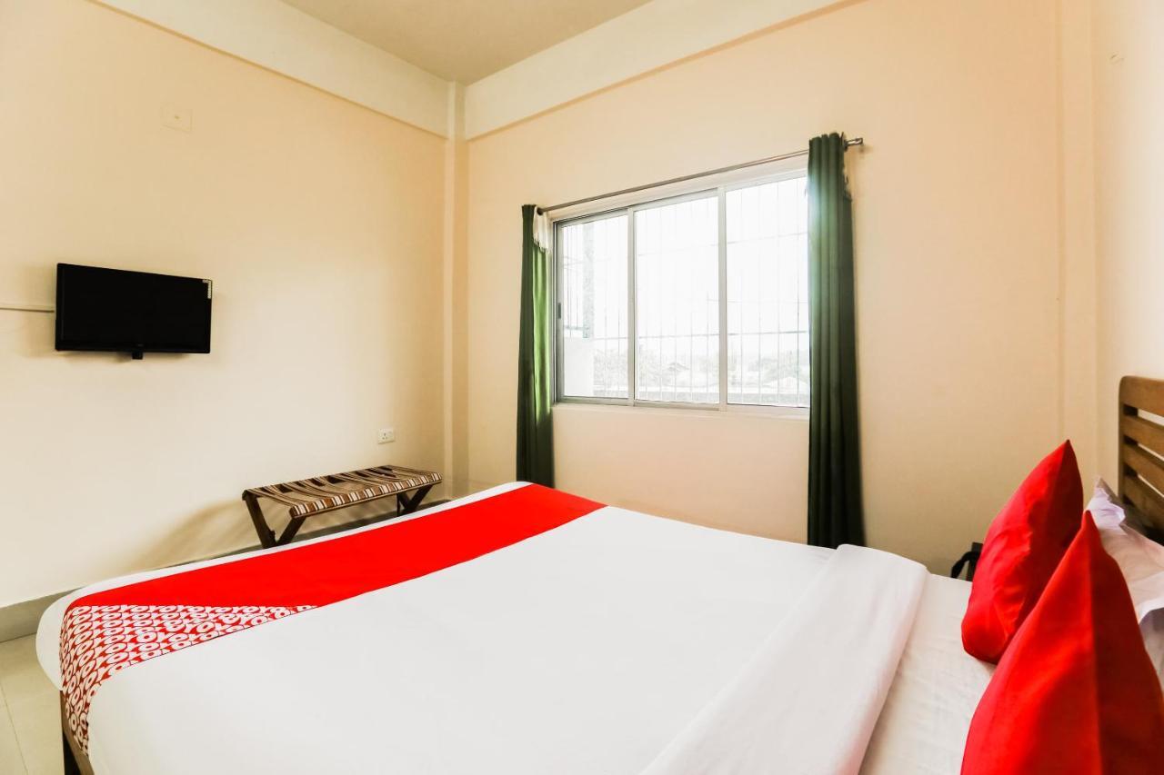 Oyo 44821 Hotel Paane Pasighat Bagian luar foto