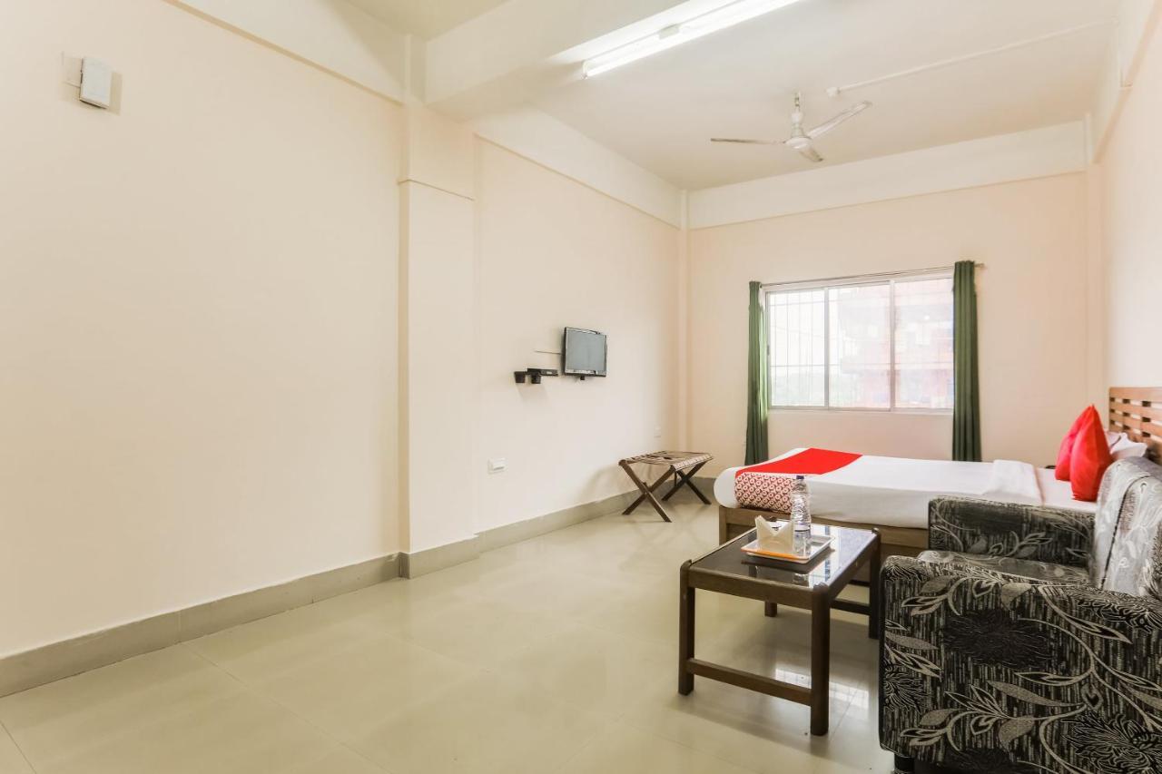 Oyo 44821 Hotel Paane Pasighat Bagian luar foto