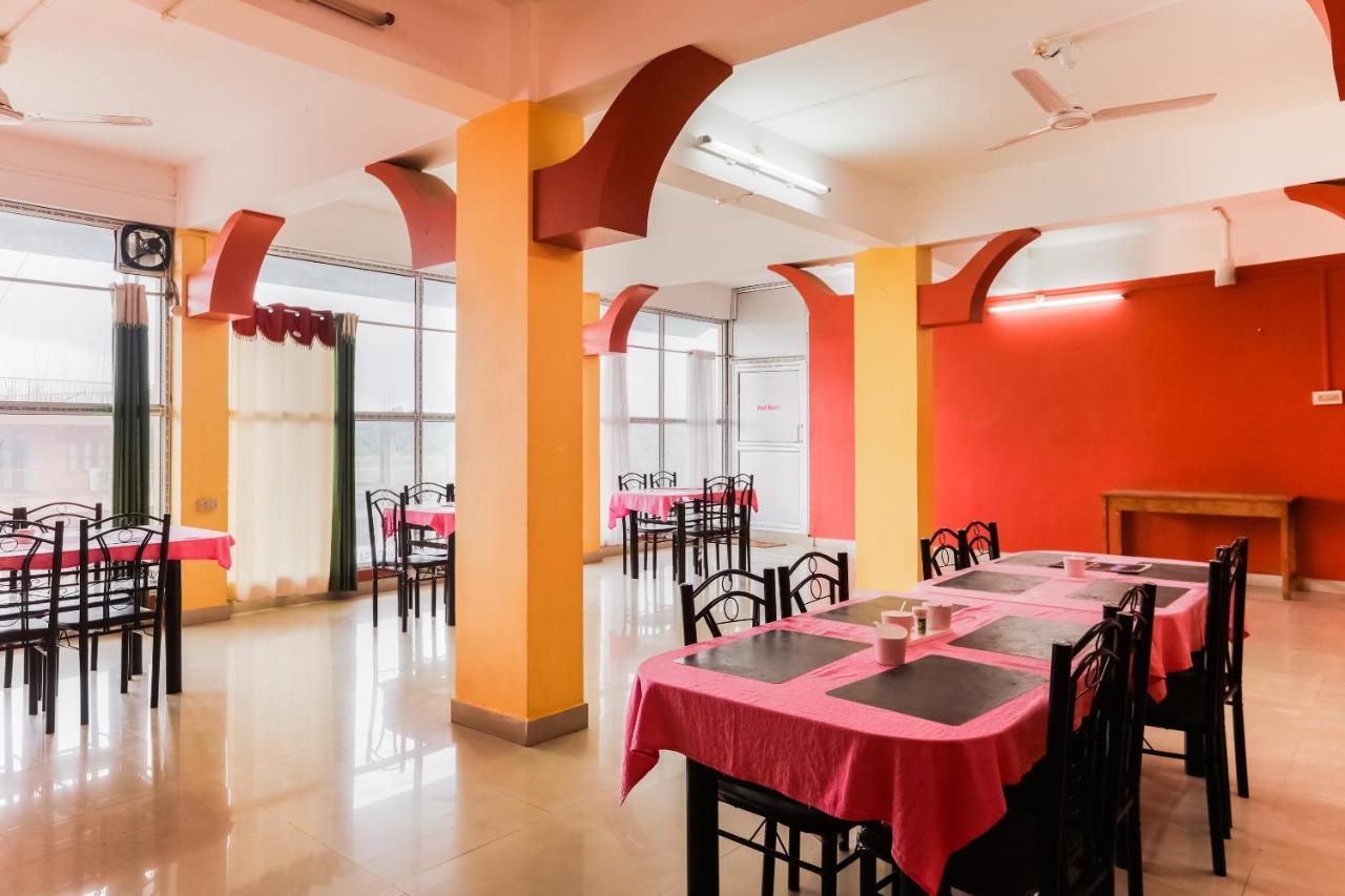 Oyo 44821 Hotel Paane Pasighat Bagian luar foto